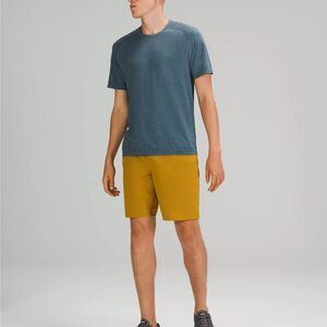 Lululemon Metal Vent short sleeve size M in EUC